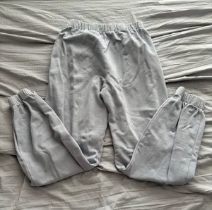 Brandy Melville Sweatpants thumbnail 2