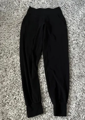Lululemon Black Align Joggers 28” Size 4 thumbnail 1