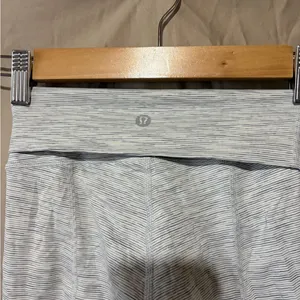 Lululemon leggings thumbnail 3