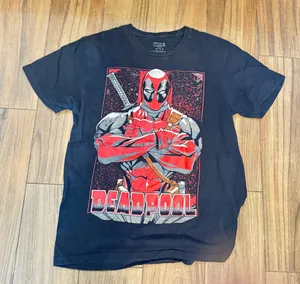 Deadpool Marvel T-Shirt thumbnail 1