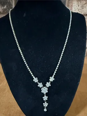 Vintage Dainty rhinestone flower necklace thumbnail 1