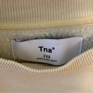 Aritzia Tna Oversized Cozy Fleece Cropped Crew in Yellow thumbnail 4