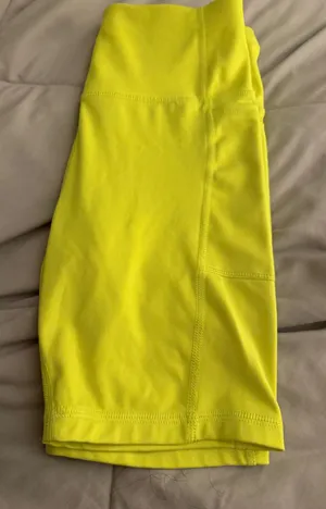 Athletic works shorts  thumbnail 1