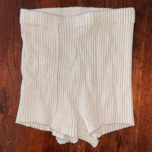 Revolve Weekend Stories Knit Linda Short - Nude thumbnail 2