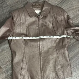 Outfit JP Metallic Brown Leather Jacket with Sheen – Size S thumbnail 10