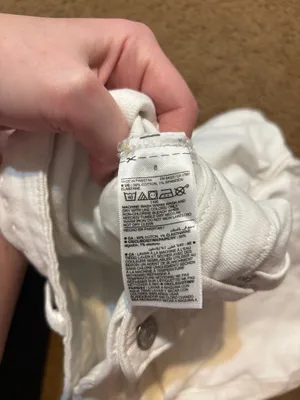 Old Navy White Shorts  thumbnail 4
