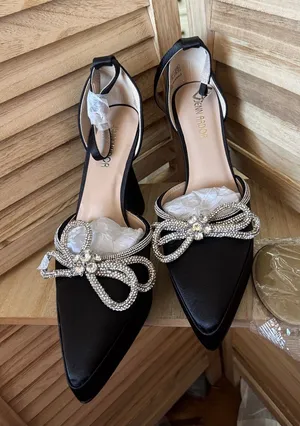 Jenn Ardor Black Satin Pointed-Toe Slingback Heels Crystal Bow 8.5 Brand New thumbnail 1
