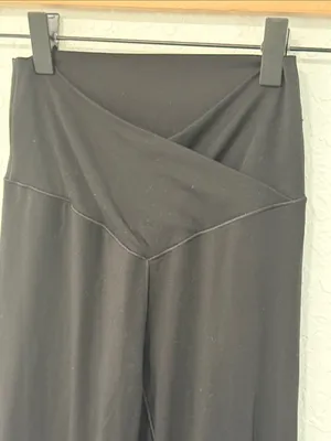 AERIE Black Cross Over waist Hi-Rise Flare Leggings Short Inseam Size Small thumbnail 5