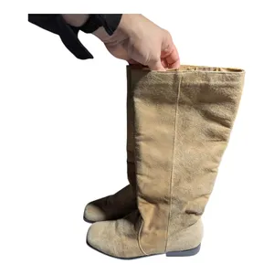 Vtg 1990s Classique Beige Suede Square Toe Knee High Zip Up Flat Sole Boots 9 W thumbnail 9
