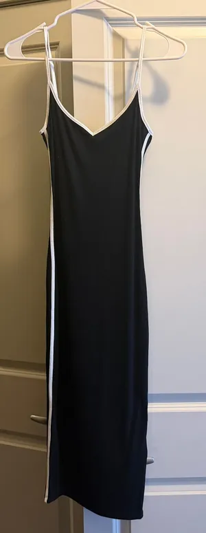Princess Polly Arabella’s Midi Dress thumbnail 1