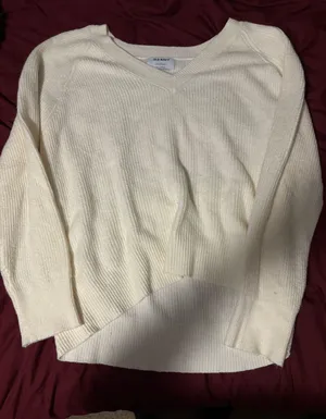 Sweater thumbnail 1