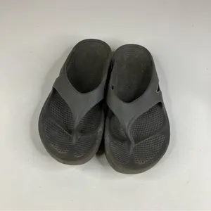 Oofos‎ Ooriginal Gray Flip Flop Sandals Size 8 thumbnail 2
