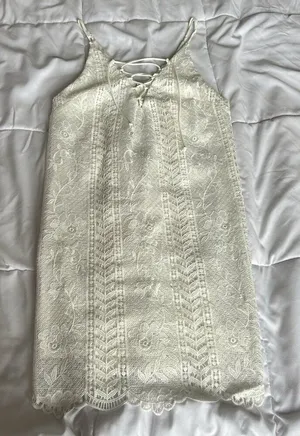 ASTR the Label Womens XS White Ivory Lace‎ Up Crochet Mini Dress Floral thumbnail 1