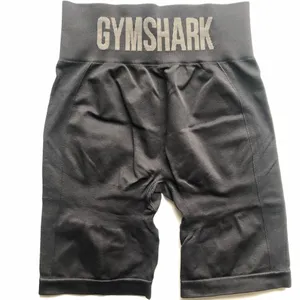 Gymshark S/S Flex Seamless Cycling Shorts & Flex Seamless Strappy Sports Bra Set thumbnail 4