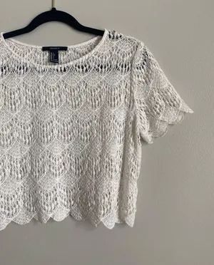 Forever 21 Lace Crop Top thumbnail 2
