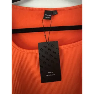 NWT SHEIN Sexy Orange Ribbed Long Sleeve Crop Top Size Small thumbnail 4