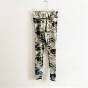 Terez Womens Metallic Green Camo Leggings Small Activewear Yoga Pants Camouflage thumbnail 3