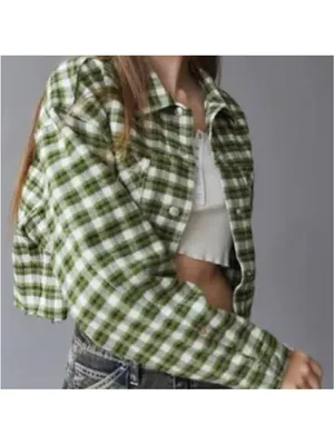 BDG‎ Urban Outfitters Claire Green Plaid Cropped Flannel Shacket Jacket Small thumbnail 3