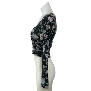 Aritzia Wilfred Women Black Floral Long Sleeve Square Neck Knit Crop Top Size S thumbnail 2