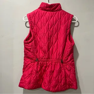 Croft & Barrow Women’s Coral Pink Lightweight Quilted Packable Vest Small Zip‎ thumbnail 6