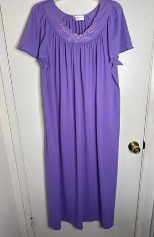 Vintage Shadowline Petals Long Nightgown Flutter Sleeve Purple Lilac Nylon XL thumbnail 1