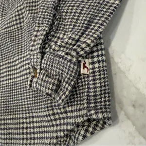 Hollister Boyfriend Fit Houndstooth ButtonUp Flannel Shirt Womens Small Gray/Tan thumbnail 4
