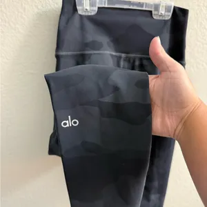 Alo Yoga Camo Vapor Legging Size XS High Waist Athletic Running Pickleball thumbnail 3