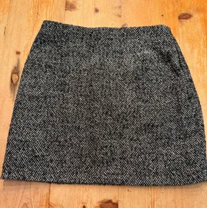 H&M Black and White Herrington Mini Skirt thumbnail 1