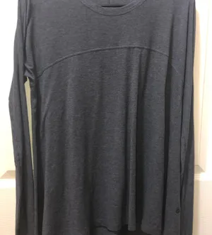Lululemon swing‎ top size S thumbnail 1