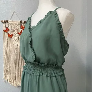 Gigio Sage Green Jumpsuit Wide Leg Ruffle Hem Smocked Adjustable Straps thumbnail 4
