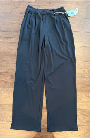 Dlooda Women’s Black Wide Leg Pants Size Small NWT - C3-209 thumbnail 1