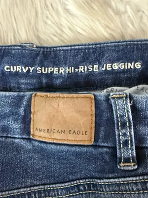 American Eagle Dream Jean Curvy Super Hi-Rise Jegging Size 4 Short Distressed thumbnail 4