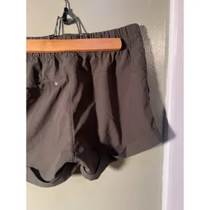 MPG Mondetta Performance Gear Women's Size XS Outdoor Shorts Olive Green Cuffed thumbnail 7