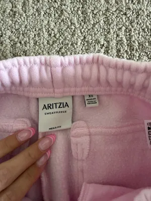Aritzia Sweatpants thumbnail 3