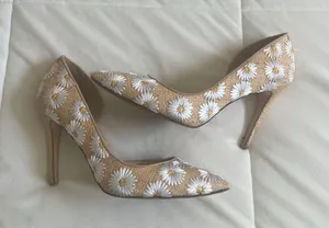 Jessica Simpson Daisy Hells thumbnail 1