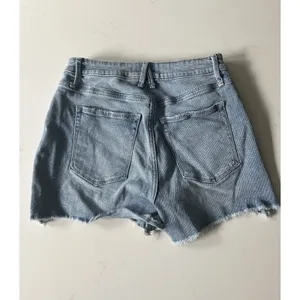 Good American Bombshell Jean Shorts Sz 6/28 Button Fly Denim Distressed thumbnail 3