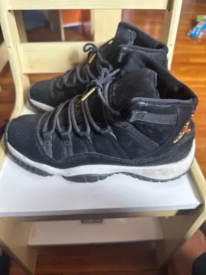 Air Jordan 11 Retro Black Gold Mens Shoes thumbnail 4