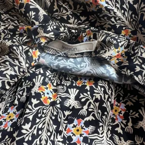 Sessun Ursula Midi Dress Sz Small thumbnail 6