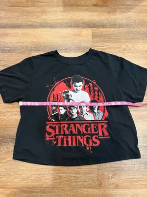 Netflix Black and Red Stranger Things Graphic Crop Tee Size Medium Moody Vibe thumbnail 4