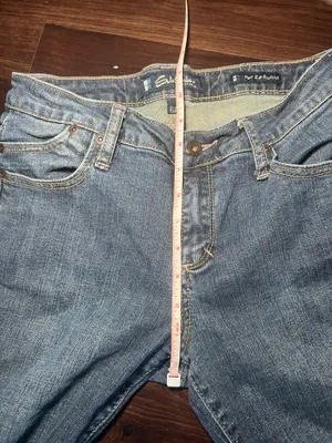 Saltworks Medium Rise Bootcut Blue Jeans Size 6P thumbnail 5