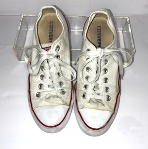 Converse Unisex White and Red Sneakers thumbnail 1