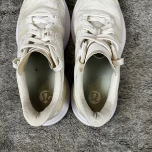 Lululemon Blissfeel 2 Women's Shoes 8.5 White thumbnail 7