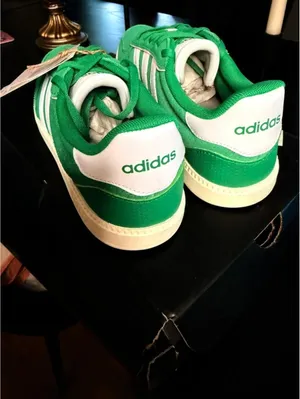 Adidas Breaknet Sleek Green Suede Sneakers Women’s 8.5 White Stripe NWT thumbnail 2