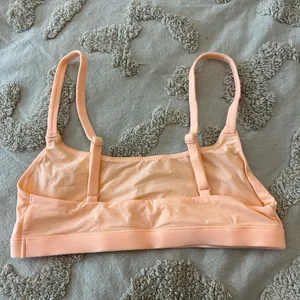 Skims Fits Everybody Scoop Bralette thumbnail 4