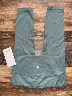Lululemon Align High Rise 23” Crater Blue Size 6 NWT thumbnail 1