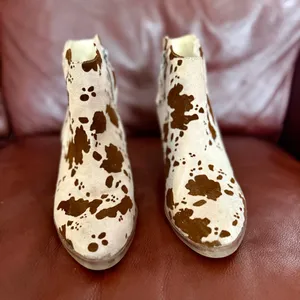 Maurices Cream and Brown Cowprint Ankle Boots thumbnail 4