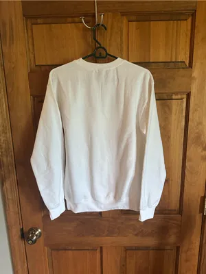 Merry Sequin Christmas Crewneck Sweater White with Red Accent size small! thumbnail 5