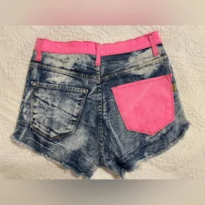 Vibrant m.i.u. Shorts. Pink waistband stretch. Size L thumbnail 2