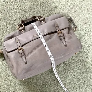 Authentic MIU MIU leather bag 🌹🌹🌹 thumbnail 12