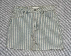 PacSun Blue Lightwash Pinstripe Raw Hem Denim Mini Skirt Sz 27 thumbnail 1